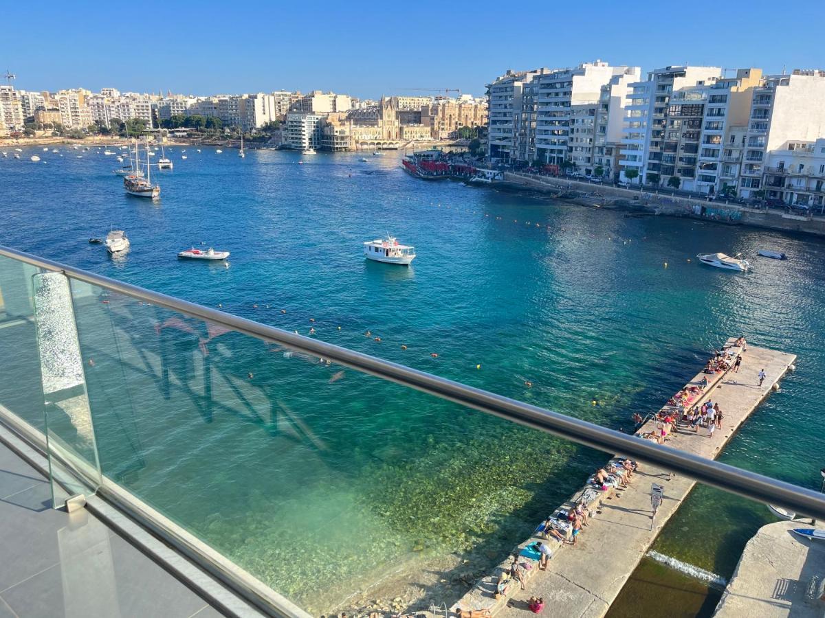 Seafront Two Bedroom Apartment San Ġiljan Kültér fotó